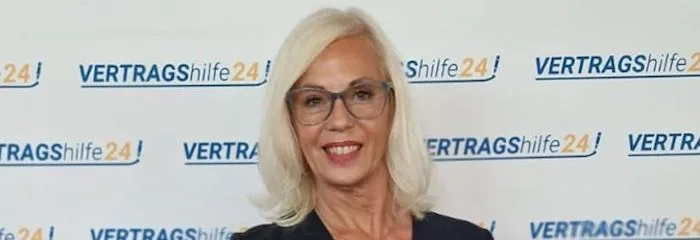 Liane Kirchenstein (58) aus Berlin übernahm im November 2020 in Baar in derSchweiz als geschäftsführende Gesellschafterin und Verwaltungsrätin die Firma Konzeptional GmbH und betreibt seitdem mit dieser Firma den Service Pool Vertragshilfe24.de © Vertragshilfe24.de